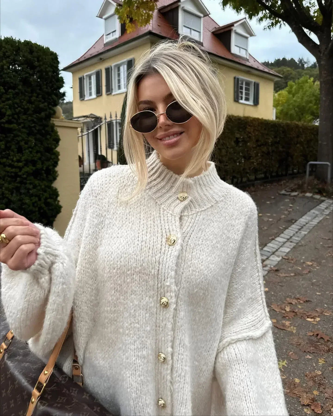 Luvik | Stilren Overpriset Ull-cardigan for Damer