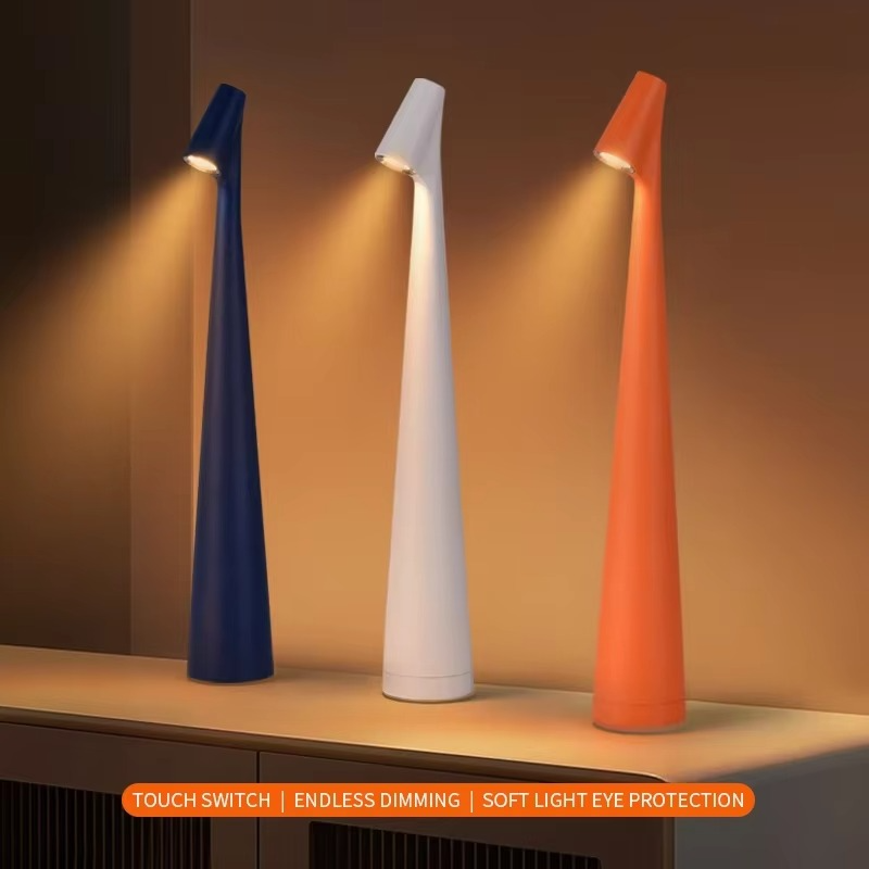 Multi-Setting Oppladbar LED Skrivebordlampe – Perfekt for Atmosfære og Utendørs Luvikno