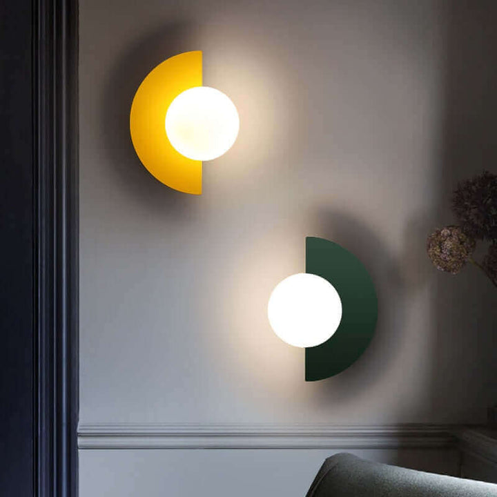 Luvikno | Noorderlicht Charm - Halvmåne Vegglampe i Metall