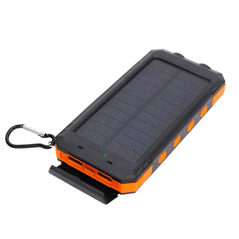 Luvikno | Solenergi Power Bank med Lommelykt – SolarCharge Pro