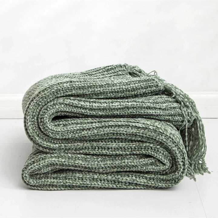 HeartCozy Blanket – Luxe Chenille Blanket with Heart Fringes Luvikno