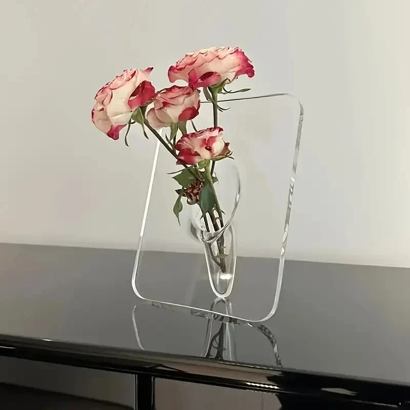 Crystal Flow Innebygd Rørlignende Vase | Luvikno