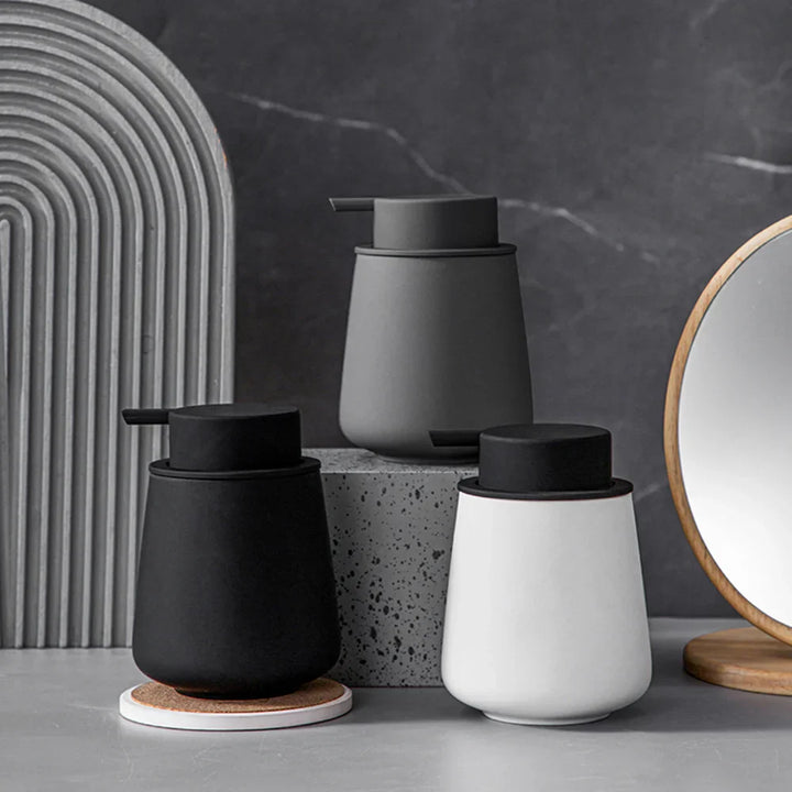 CeramiLux 300 ml Luksus Såpedispenser laget av Keramikk – for Såpe, Sjampo, Balsam eller Lotion Luvikno