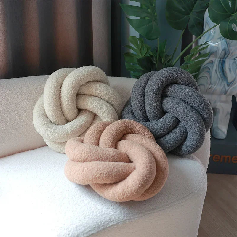 Nordic Cotton Boucle Knotpute | Luvikno