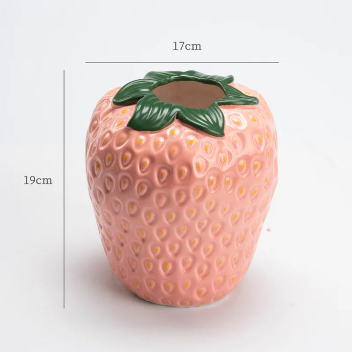 Stygg Jordbær Vase | Luvikno