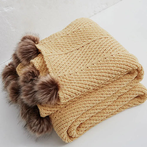 HeartCozy Blanket – Luxe Chenille Blanket with Heart Fringes Luvikno