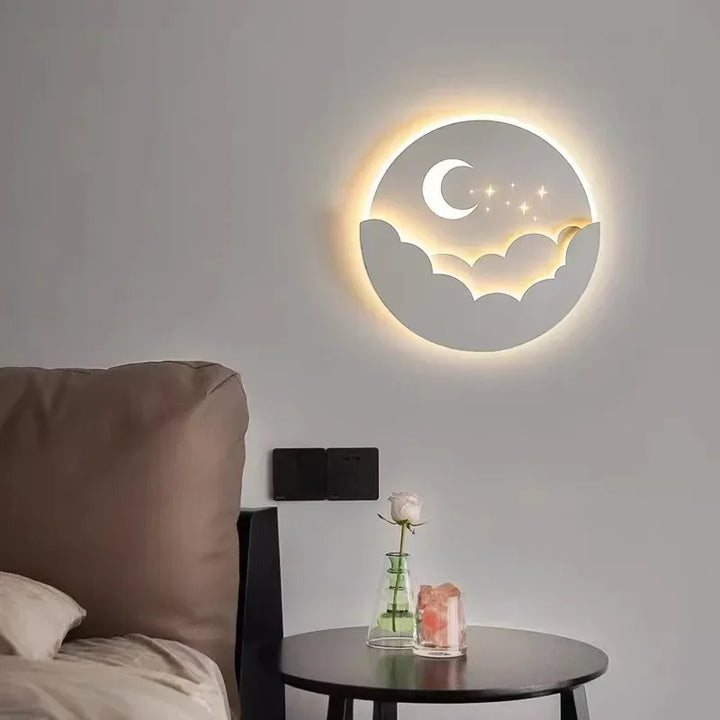 Luvikno | Magisk LED Vegglampe – Måne & Stjerner Nattlys