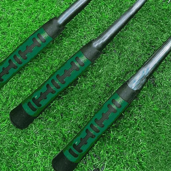 Dual-Purpose 8-Tann Manganese Steel Hakkepinn med Halkefritt Gummihåndtak for Luking, Graves, og Jordløsning Luvikno