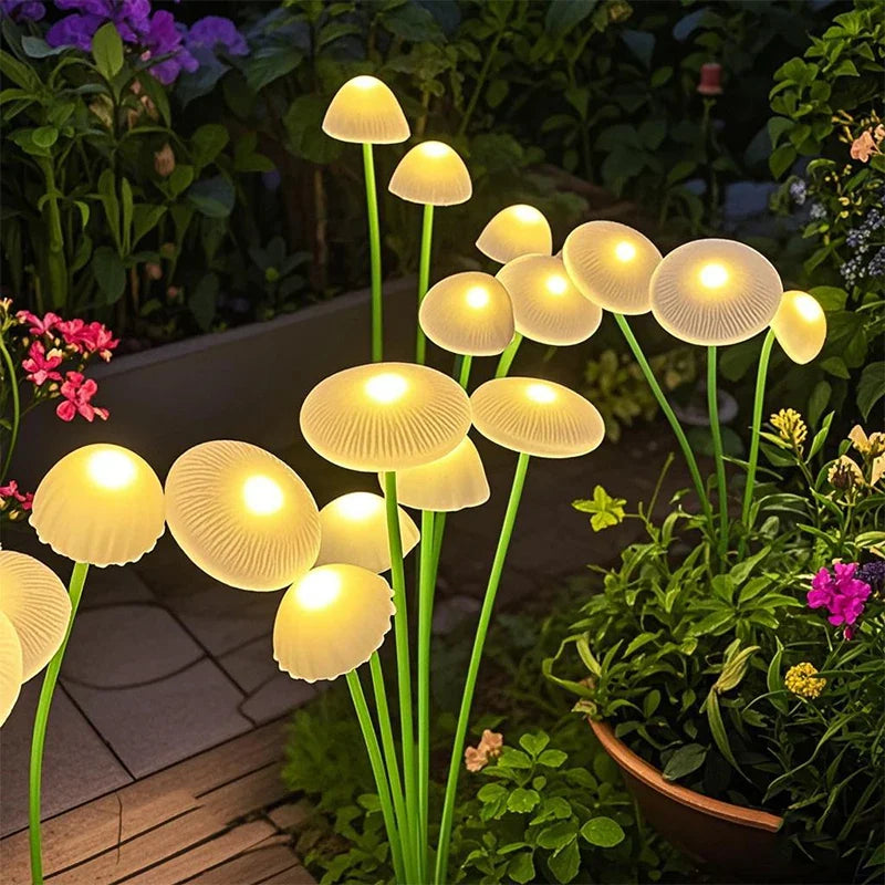 Luvikno | GlowPilz Solcelle Hagebelysning 6 LEDer | Manet & Sopp Design | For Hage, Terrase & Utendørsområder