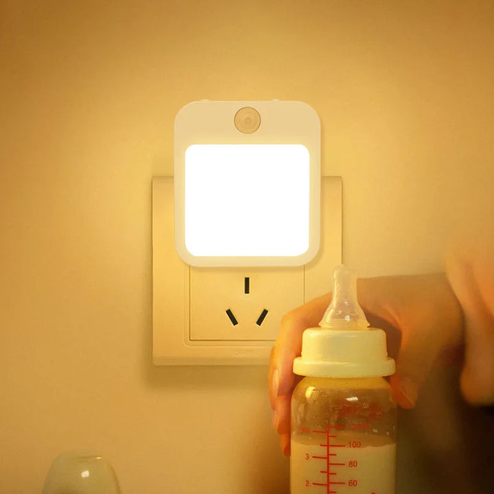 Luvikno | Sensilux Mini LED Nattlys | Med Bevegelsessensor | Varm og Kald Hvit | For Gang, Soverom og Bad