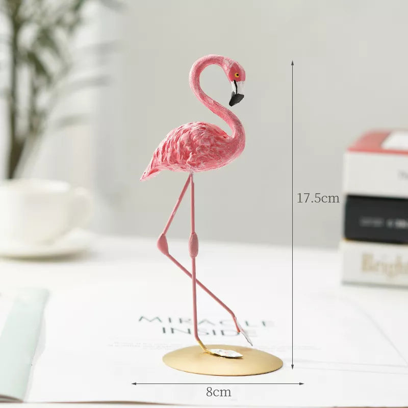 Flamora dekorativ flamingo figur – Eleganse og unik karakter for hjemmet Luvikno
