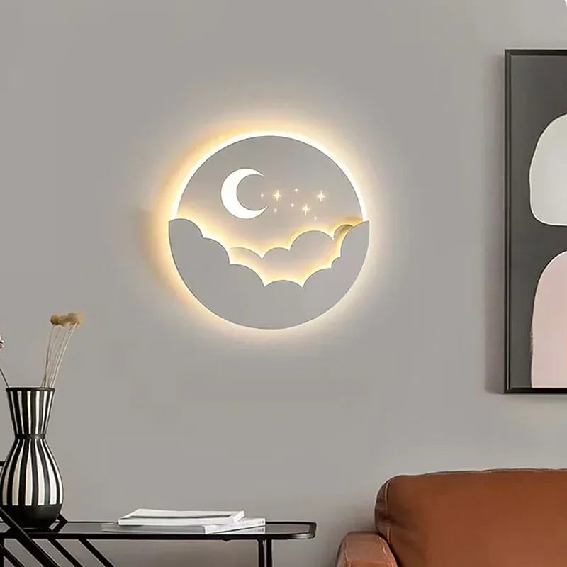Luvikno | Magisk LED Vegglampe – Måne & Stjerner Nattlys