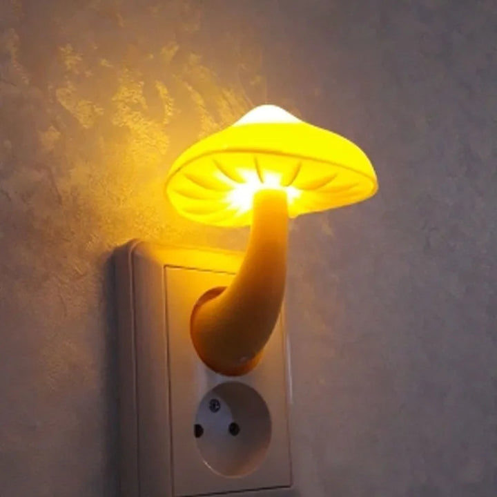 Luvikno | LED Nattlys Lumipilz | Med Twilight-sensor | Varme gule & Energisparende | 8×10 cm