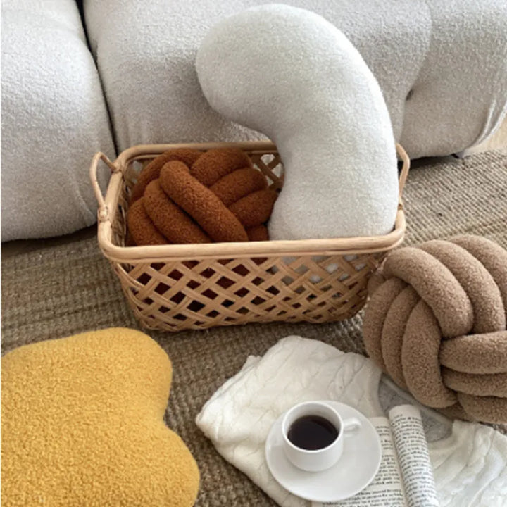Nordic Bouclé Abstrakt Putefor – Minimalistisk Plysjpute | Luvikno