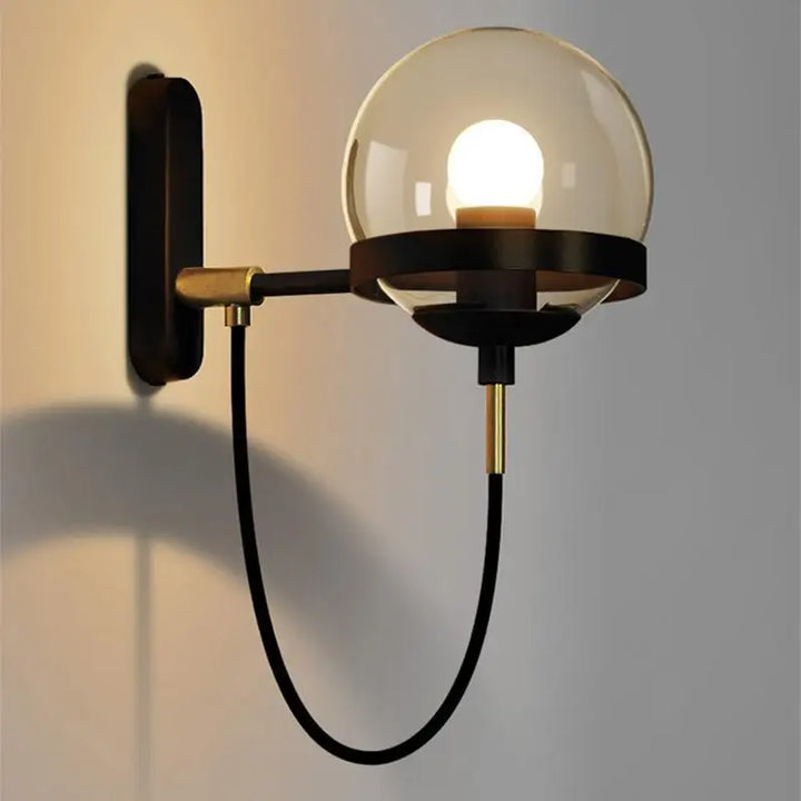 Nordisk moderne vegglampe