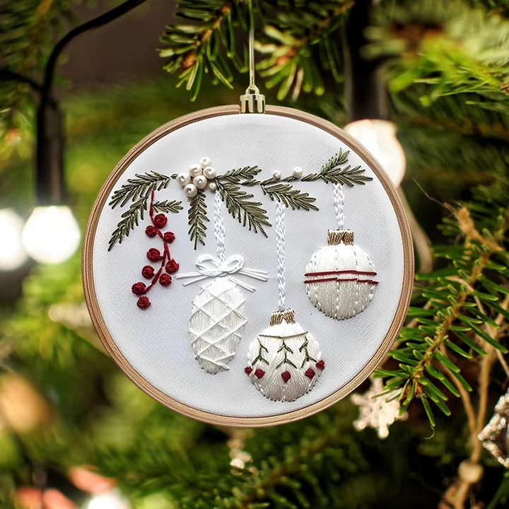 Julebroderings startpakke, DIY korsstingsett med høytidsmønstre Luvikno