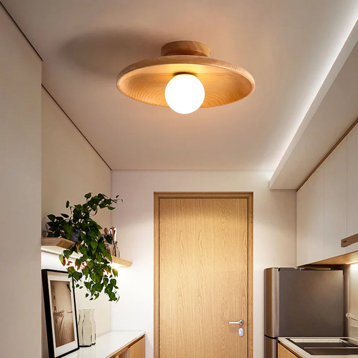 Luvikno | Woodland Taklampe - Elegant Tre Taklampe med Varm LED Lys for Ditt Interiør