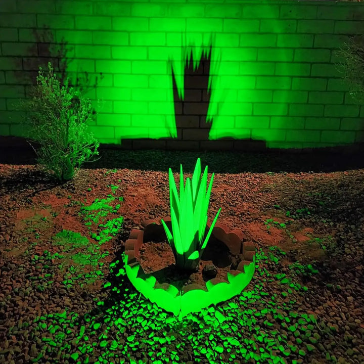 Luvikno | Solar Garden Spotlight LumiRay Sett 4 | IP65 Vanntett | Automatisk Skumringssensor | LED Landskapsbelysning