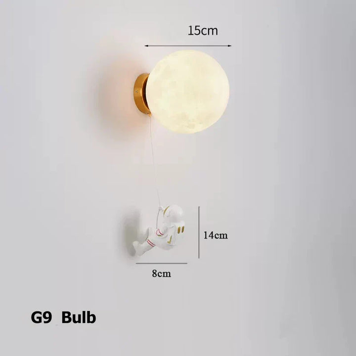 LunarGlow Vegglampe - Måneformet Astronaut Belysning Luvikno
