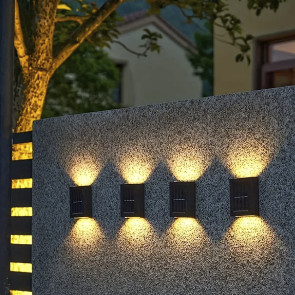 Luvikno | LuxeSolar Elegant LED Vegglampe | Bærekraftig solenergi med automatisk drift