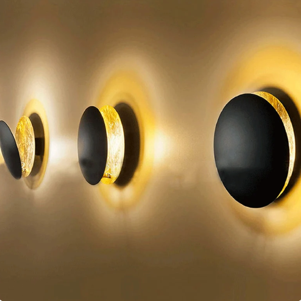 Solar Eclipse Vegglampe | Luvikno