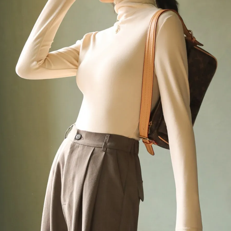 Luvik - Samt Lyhythihainen neulepusero naisille