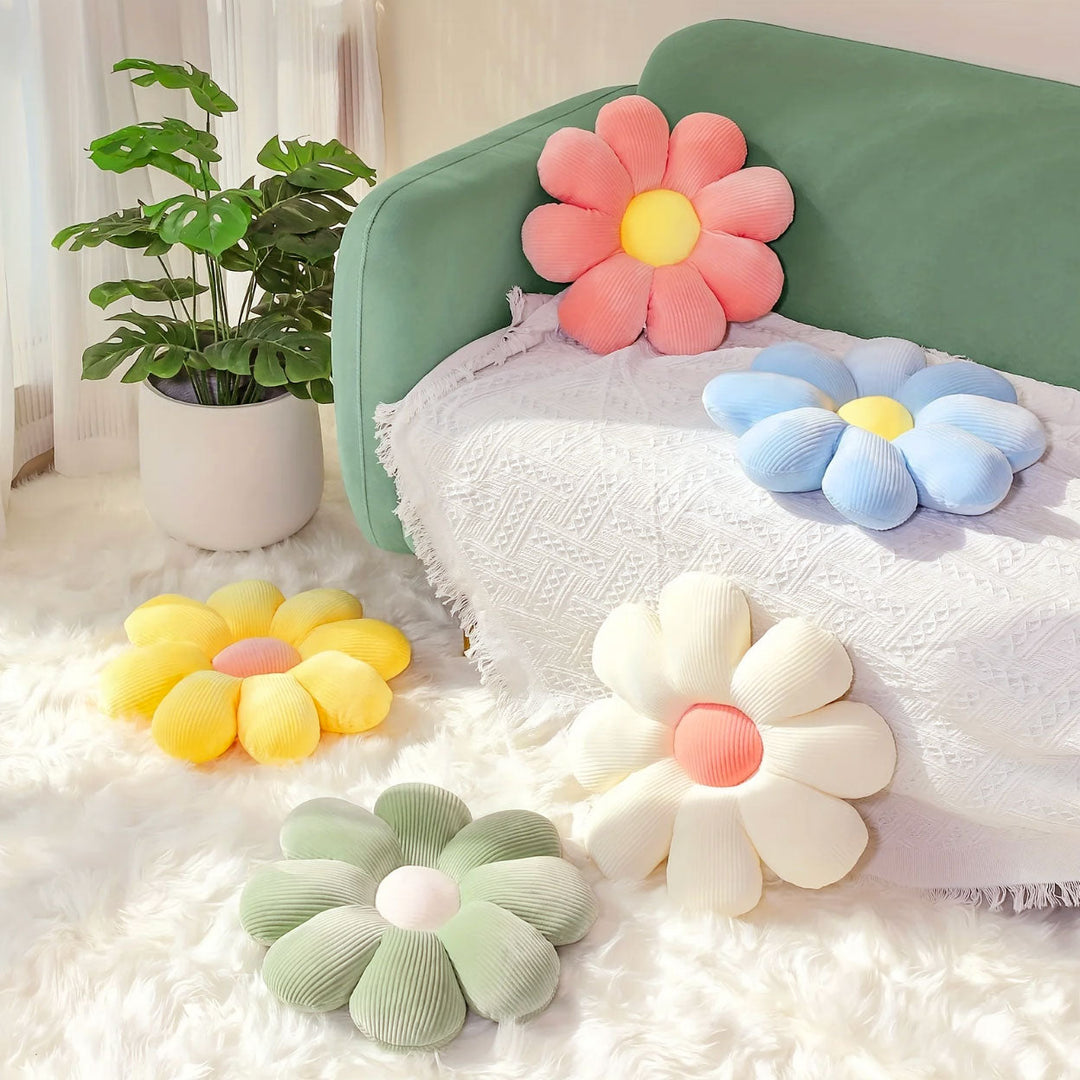 Daisy Plush Cushion | Luvikno