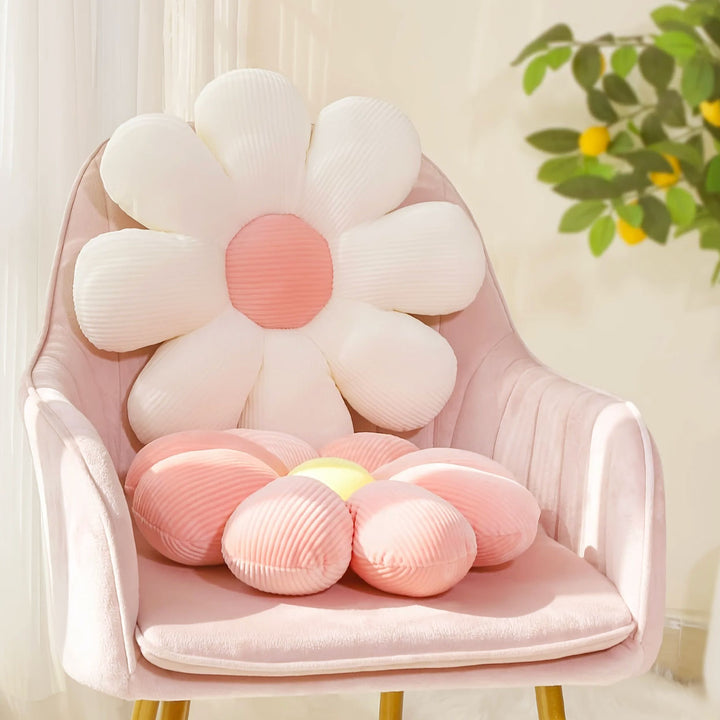 Daisy Plush Cushion | Luvikno