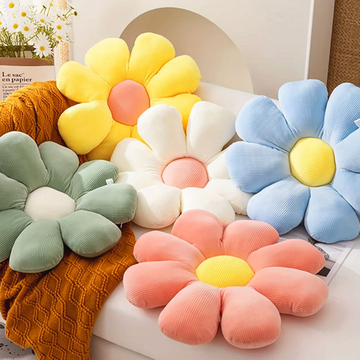 Daisy Plush Cushion | Luvikno