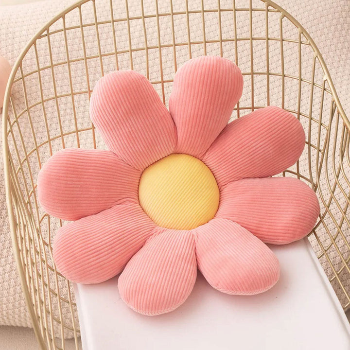Daisy Plush Cushion | Luvikno