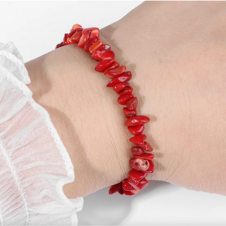 Elegant rød korallarmbånd | Perfekt for hverdag Luvikno