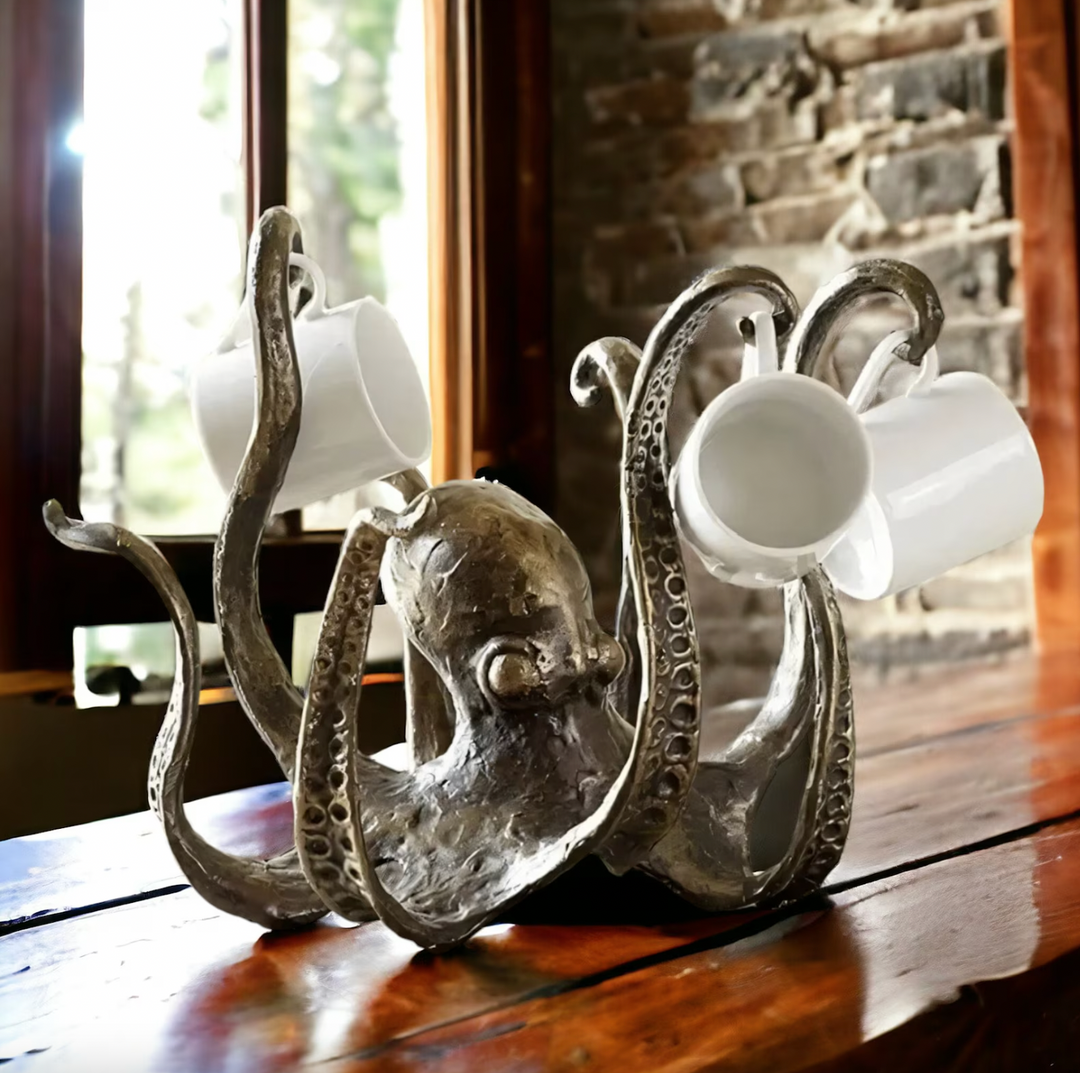 Kraken - Octopus Design Rustikk Cruch Holder Luvikno