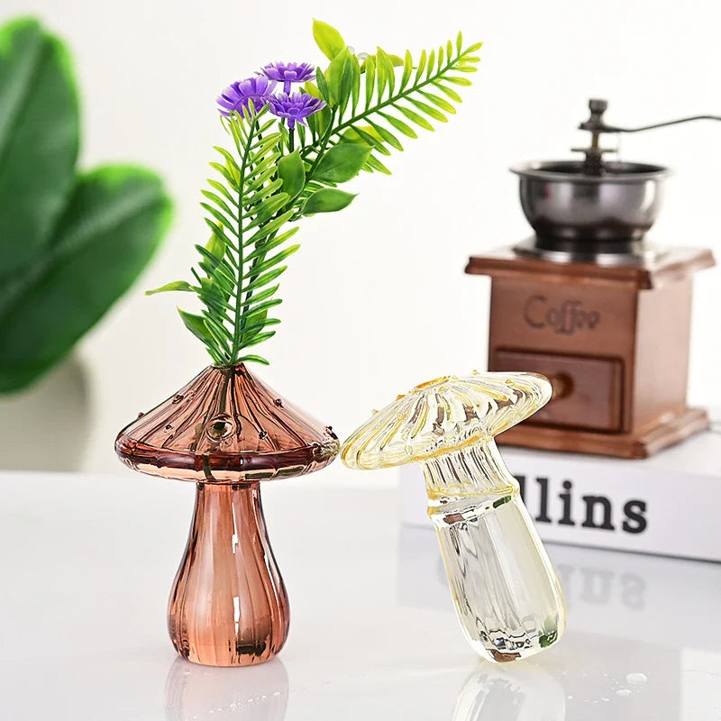 Luvikno | Glass Flora Soppvase laget av Farget Glass | Kreativ Design for Hydroponikk & Dekor | Håndpolert & Transparent | 12×10 cm