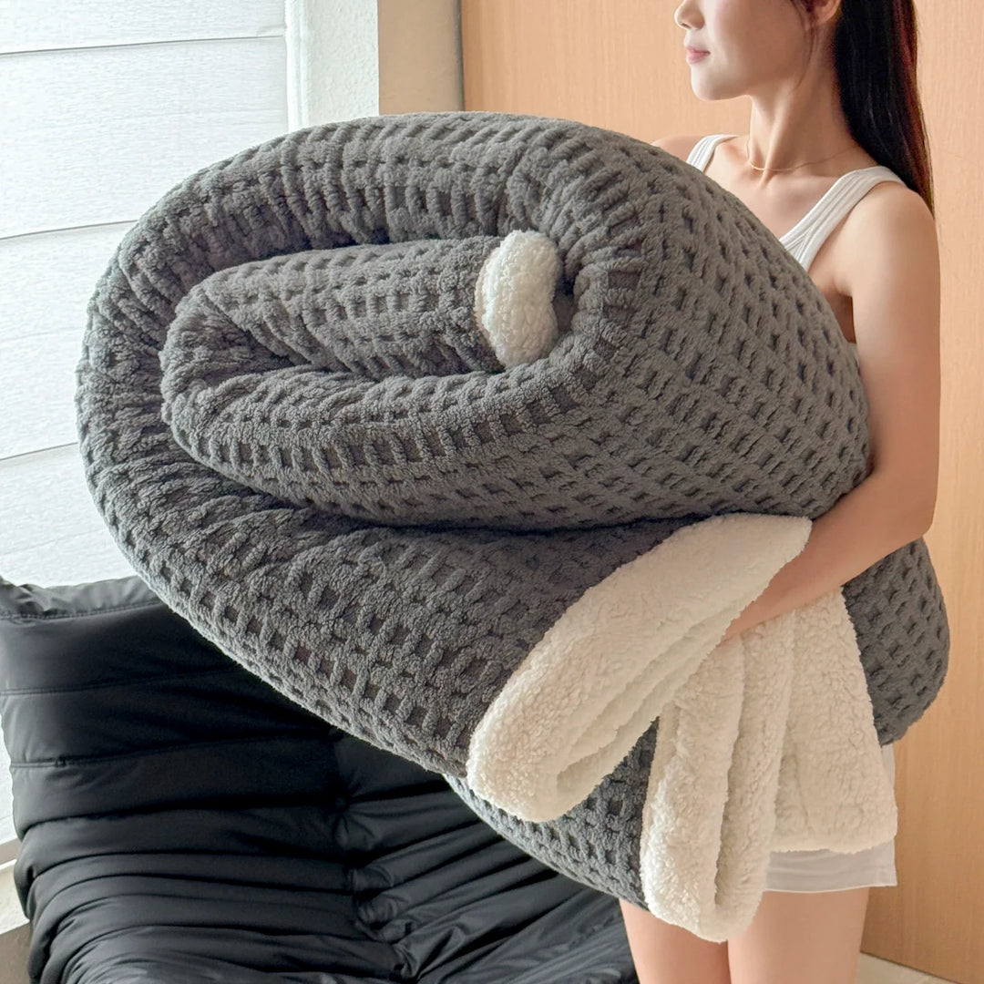 Vinter Drøm Teppet – Dobbel Lag Fleece Teppet med Lamull Utseende | Ultra Varmt, Mykt & Hudvennlig | For Sofa, Seng & Kalde Vinterdager Luvikno
