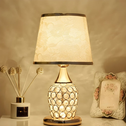 Luvikno | Lustrelia Krystall Optisk Bordlampe | LED Belysning & Berøringsfunksjon | Elegant Lysspill | 220V | Plast