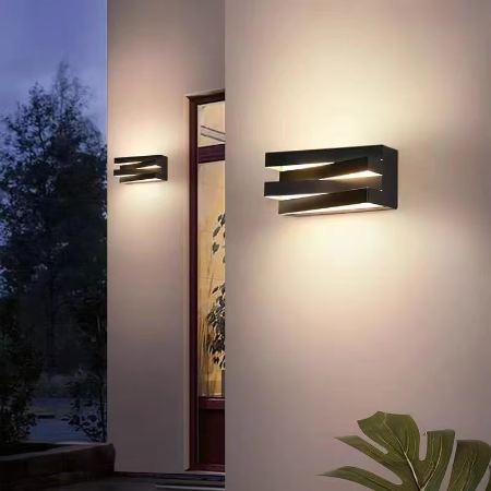 Værbestandig LED-vegglampe for utendørs eleganse Luvikno
