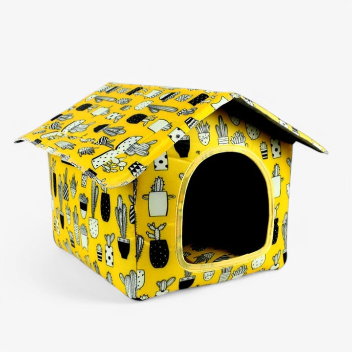 Weatherproof Animal House "CozyNest" for Cats and Small Dogs | Luvikno