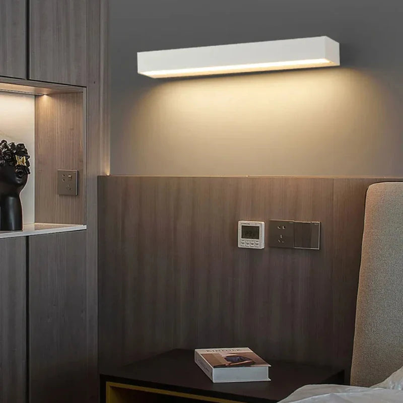 Luvikno | LUMAVIA SolarGlow Solhagedelampe LED | Vanntett & Super Lys | Husnummerbelysning | For Balkong, Vegg & Inngang