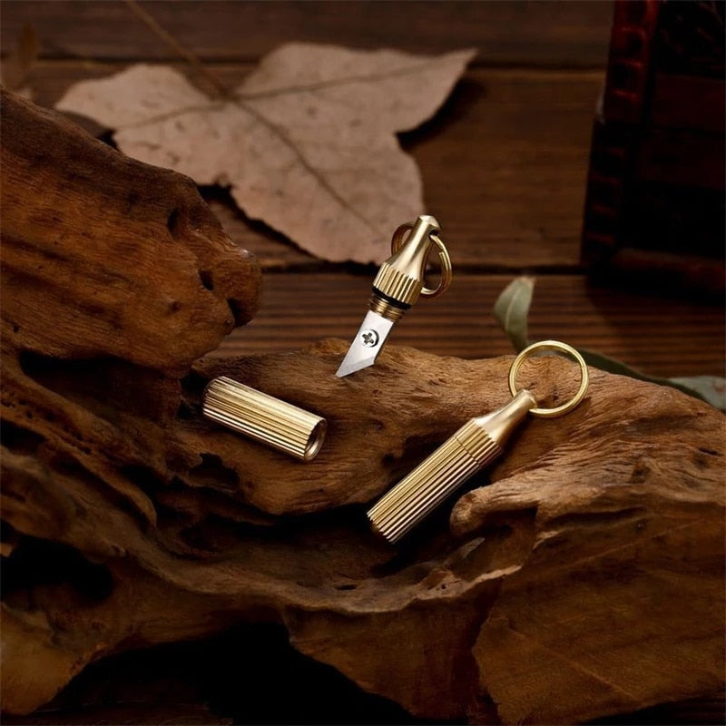 Pocket Capsule Utendørs Overlevelse Mini Kniv | Luvikno