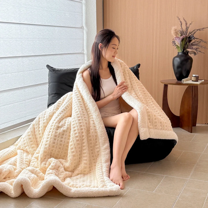 Vinter Drøm Teppet – Dobbel Lag Fleece Teppet med Lamull Utseende | Ultra Varmt, Mykt & Hudvennlig | For Sofa, Seng & Kalde Vinterdager Luvikno