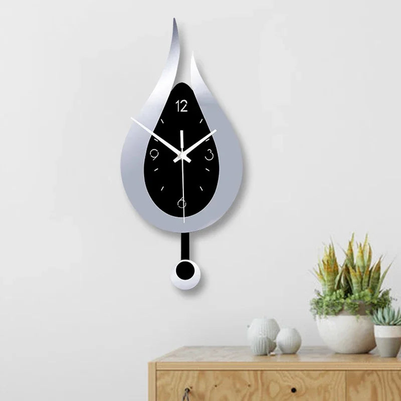 GraceTime Elegant Veggklokke – Stilig Dekorativ Accent for Ditt Hjem Luvikno