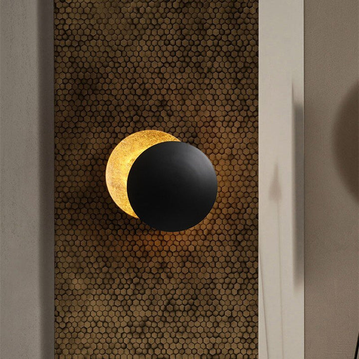 EclipseLamp™ - Solformørkelse vegglampe Luvikno