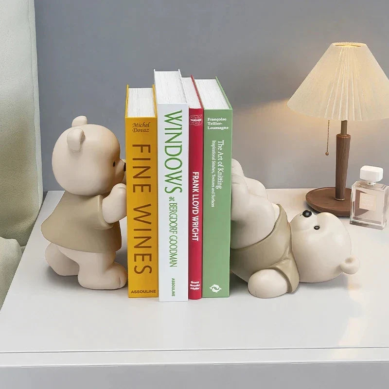 Milo Bear Bokstøtte Dekorativ Figurine i Kremfarge | Luvikno