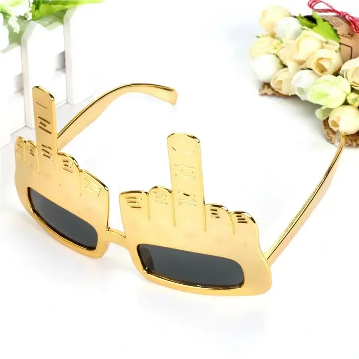 Bold Gold Middle Finger Party Solbriller | Luvikno