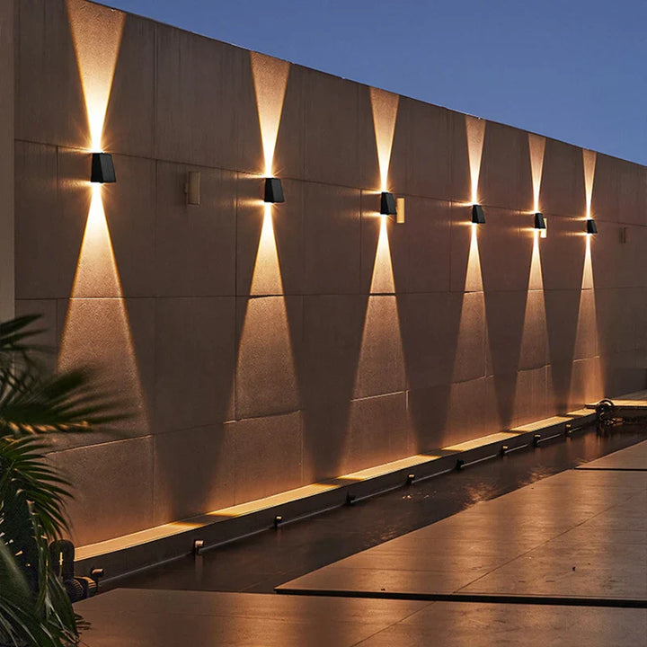 Solar LED Vegglys Luvikno