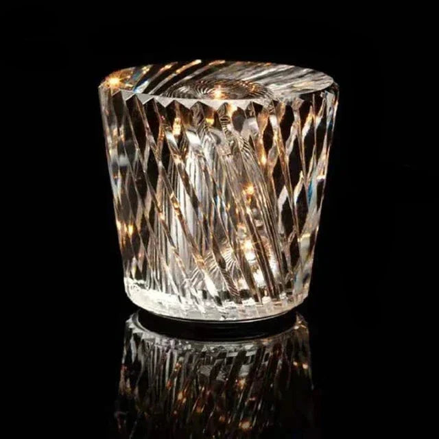 CrystalLuxe – Luksus Bordbelysning for Atmosfæriske Rom Luvikno