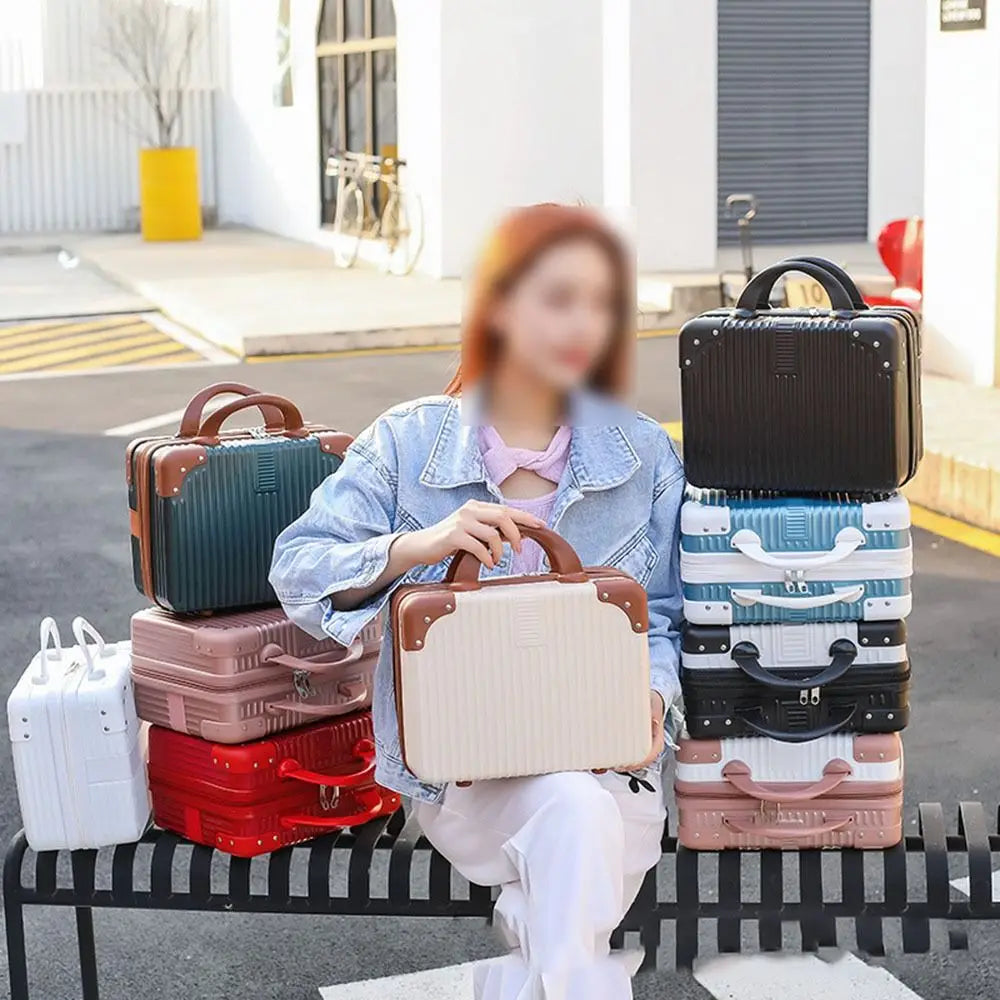 Luvikno | Travellia Mini Kosmetikkveske | Kompakt og Stilig | Hardt Skall laget av ABS+PC | Ideell for Reisen og Sminke