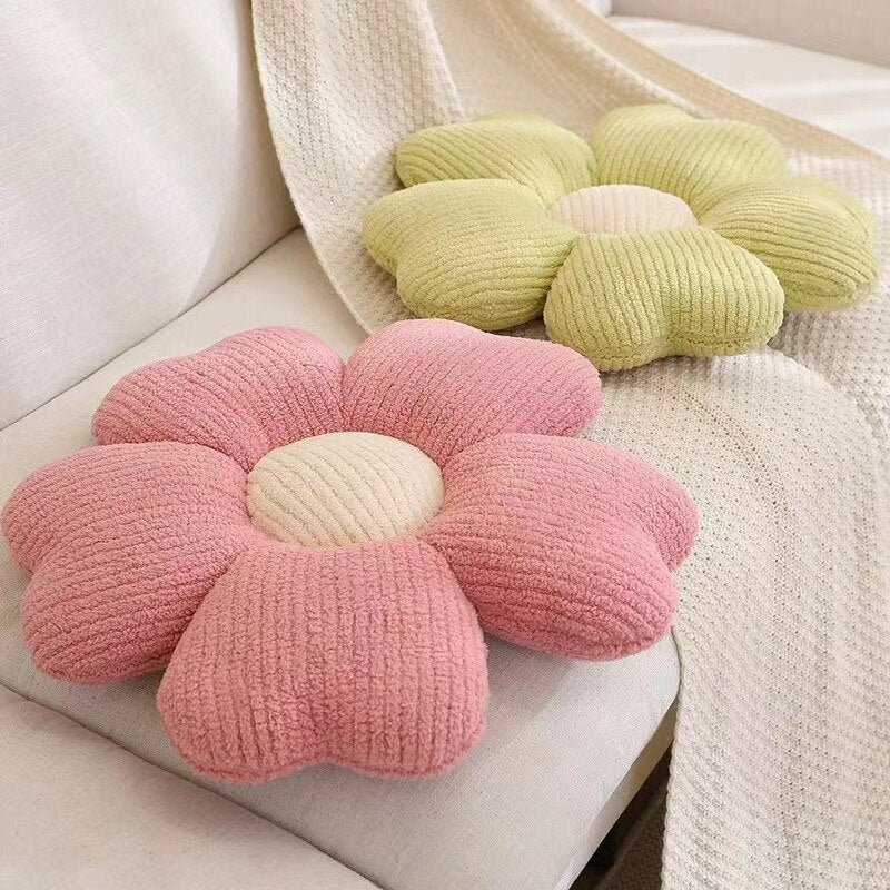 Fluffy Clover Flower Cushion | Luvikno