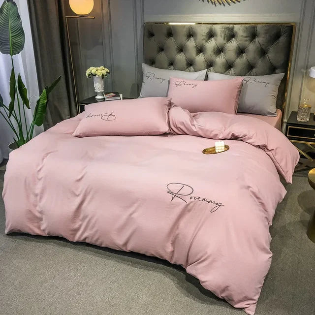 Luvikno | EmbroiLux Sengetøy - Elegant luksus dyne trekk med broderi design