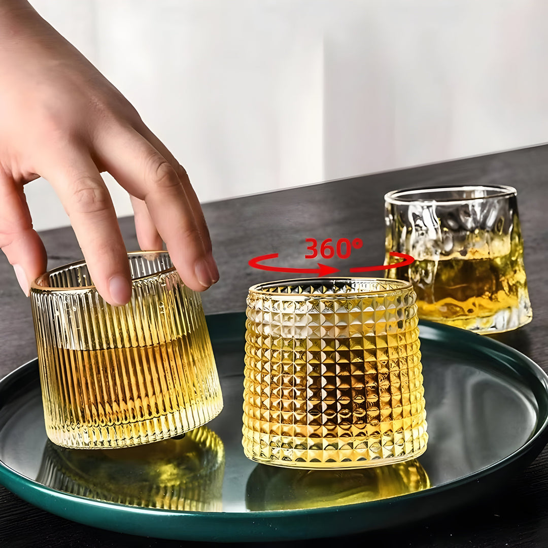 Whiskeyglass med 360° rotasjonsfunksjon – Strukturert design for stilfull drikkeopplevelse | Luvikno